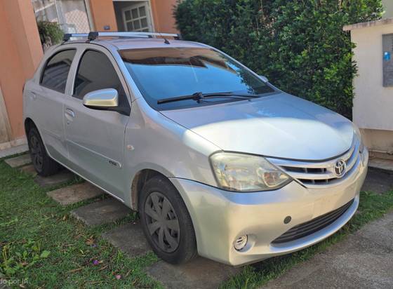 TOYOTA ETIOS 1.3 X 16V FLEX 4P MANUAL